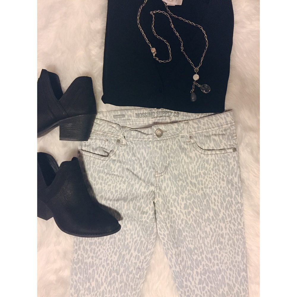 Leopard skinnies